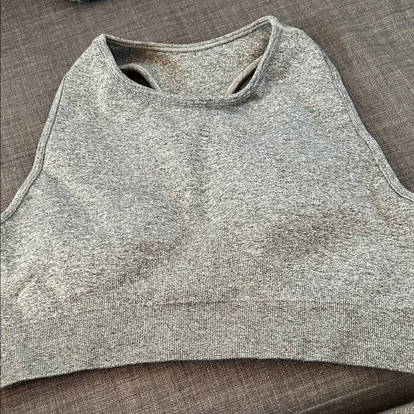 Under Armour & VSX Sports Bras - Picture 11 of 11